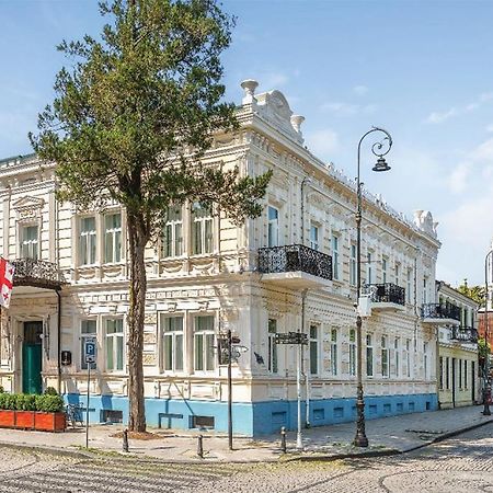 Отель Boulevard Батуми Экстерьер фото